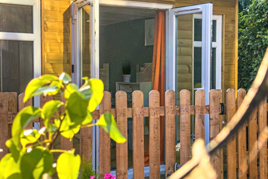 Therapy space — retreat photograph 7